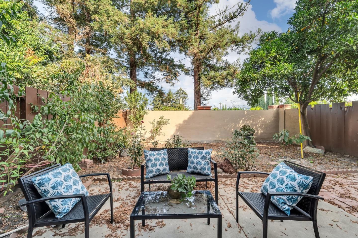 Property photo 33