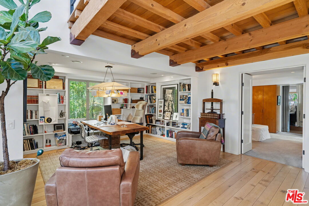 Property photo 28