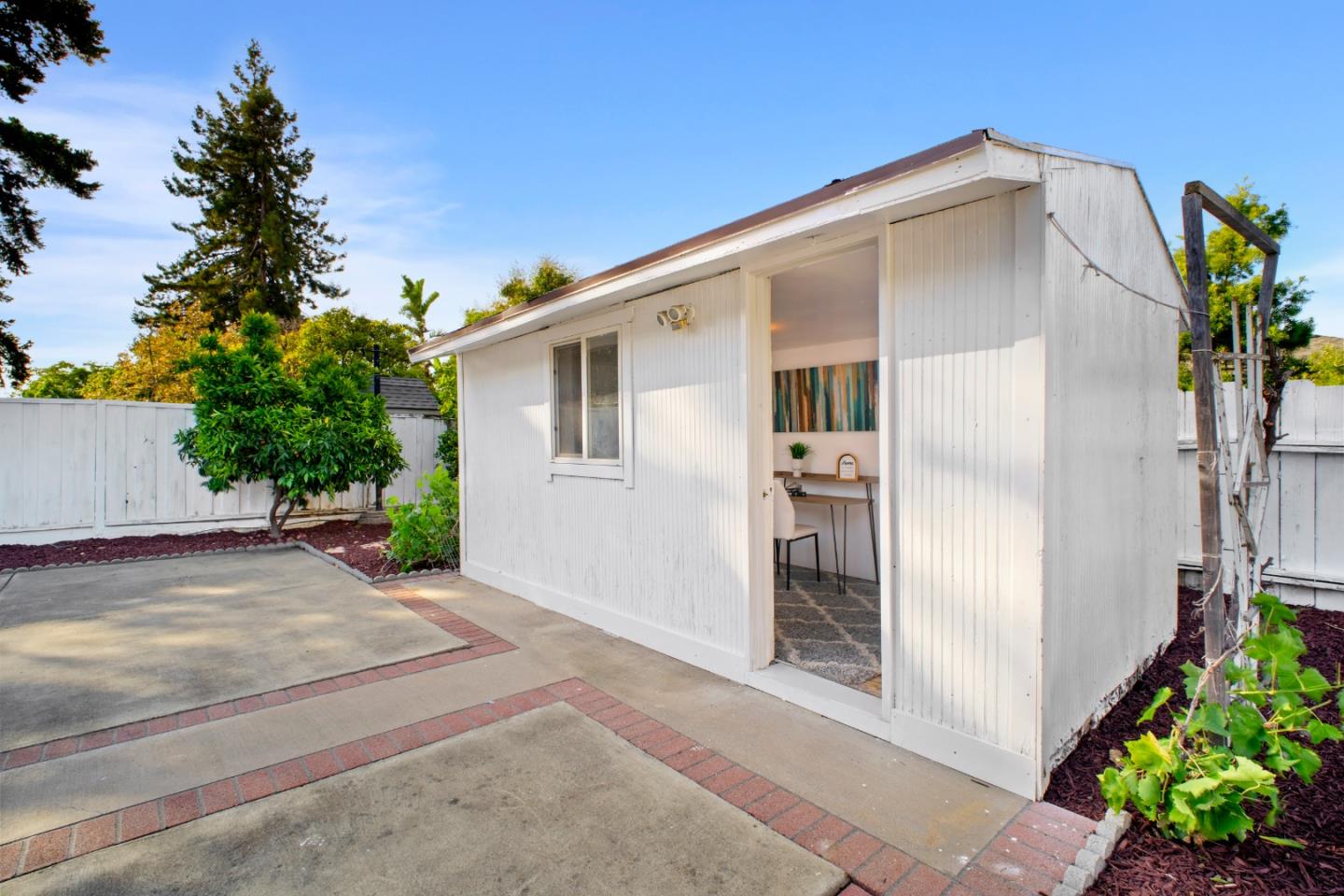 Property photo 35