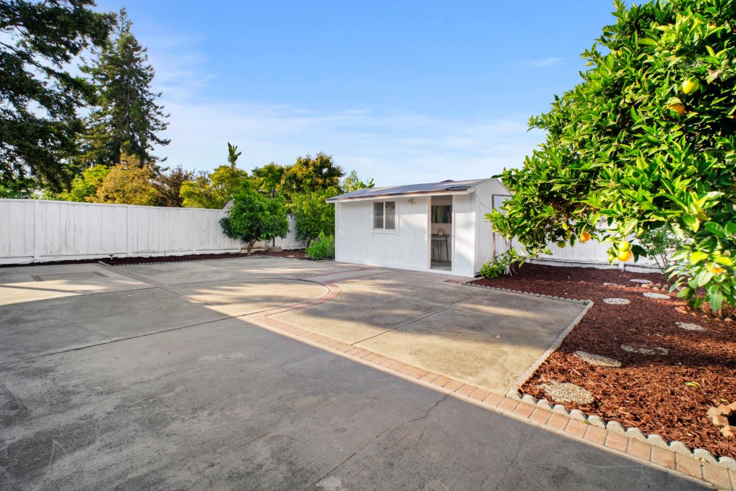 Property photo 43