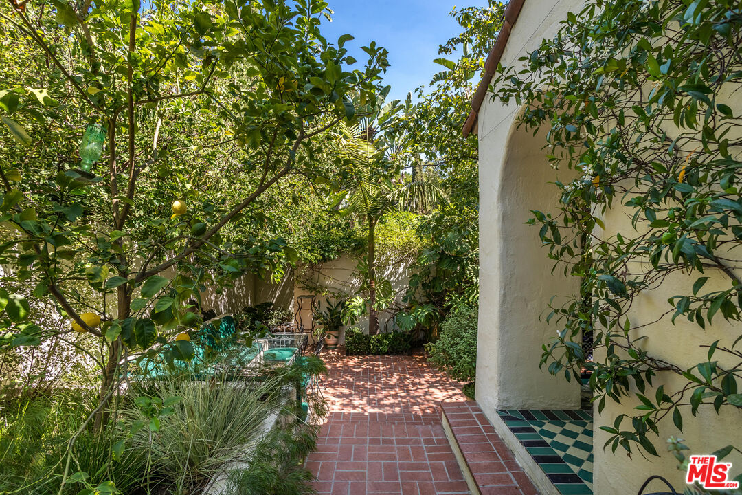 Property photo 41