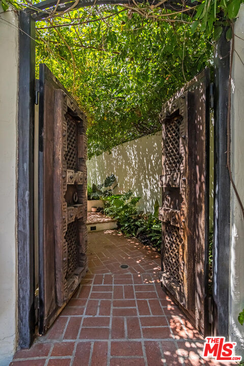 Property photo 43