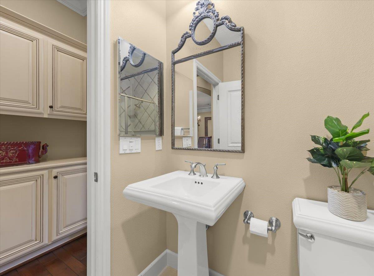 Property photo 35