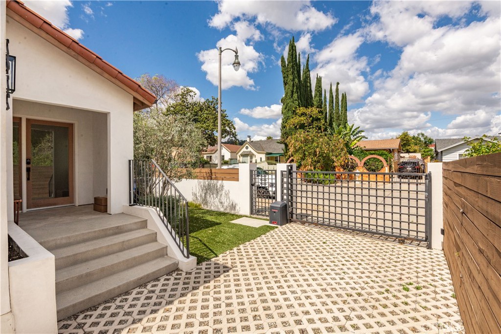 Property photo 40