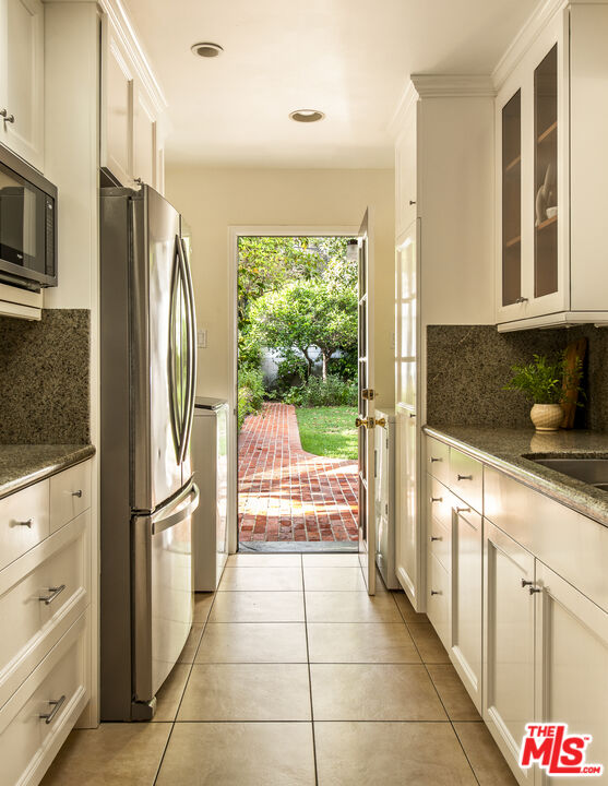 Property photo 32