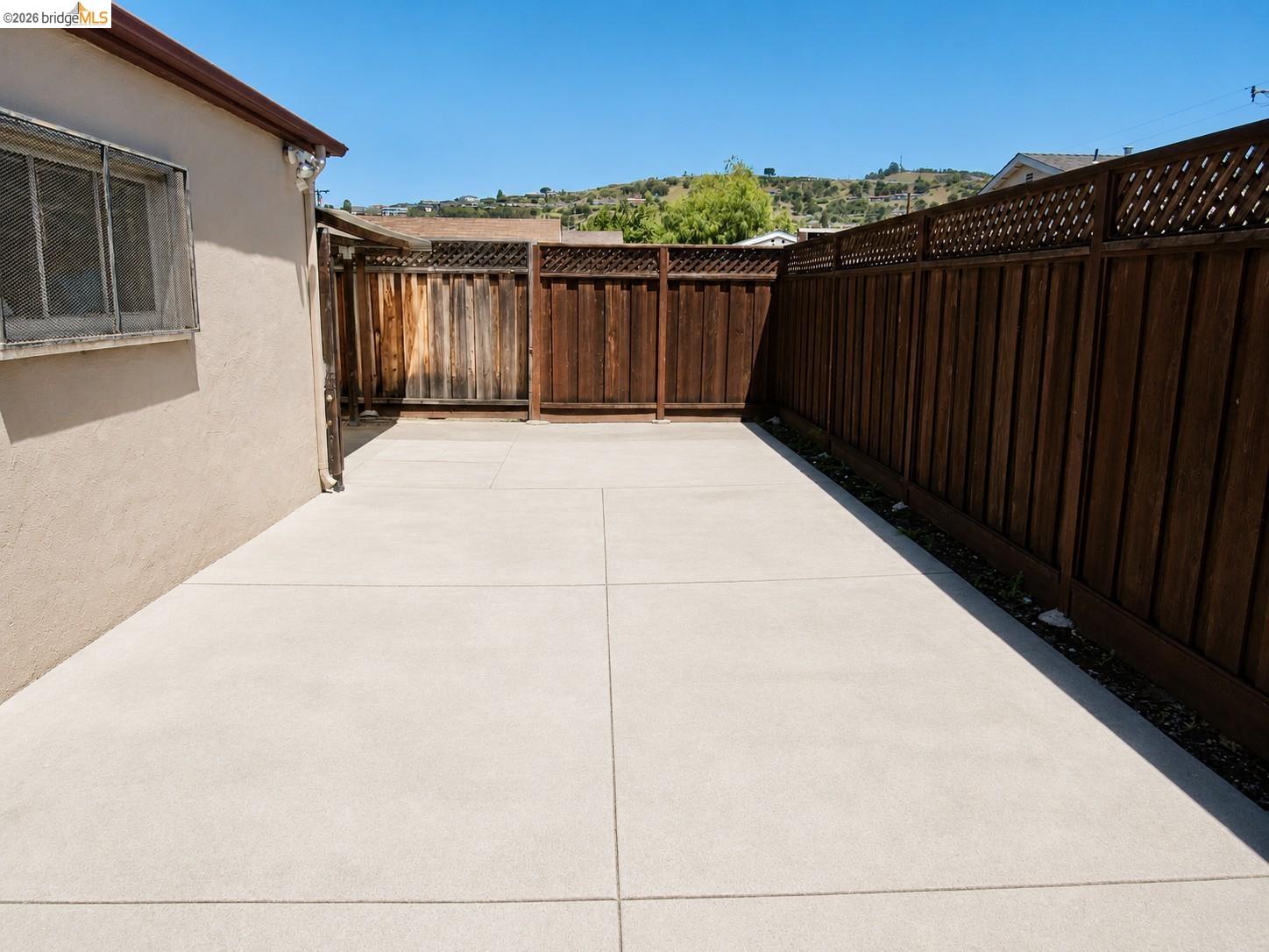 Property photo 32