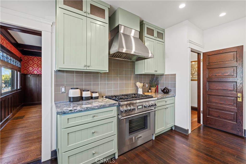 Property photo 36
