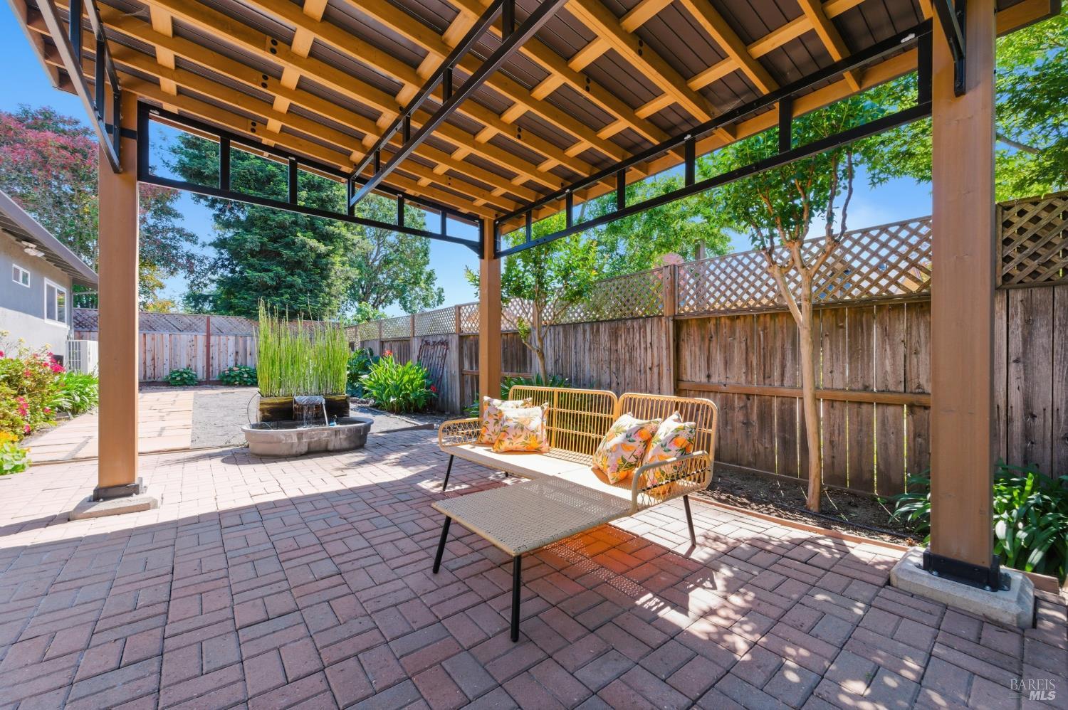 Property photo 28
