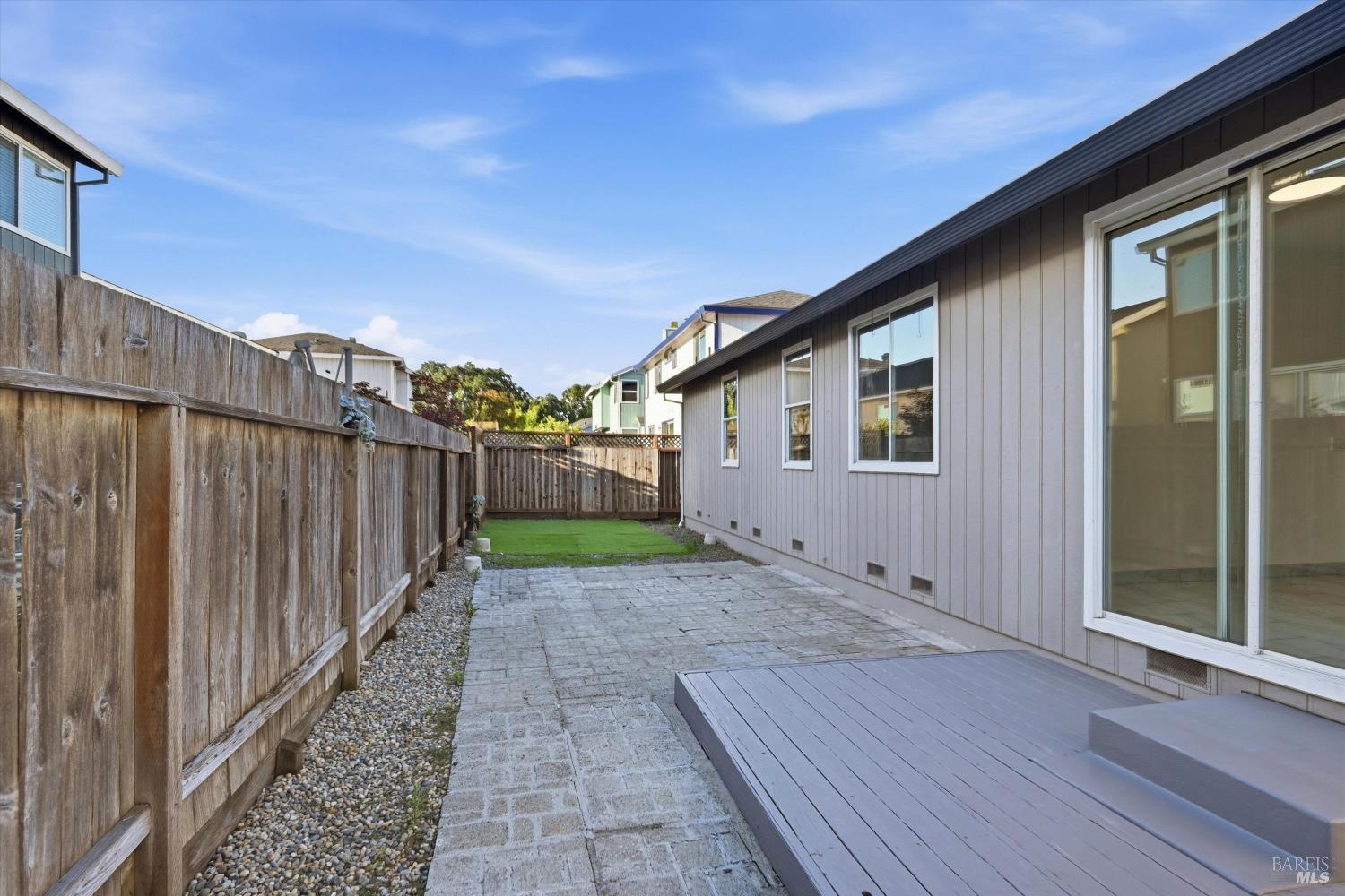 Property photo 24