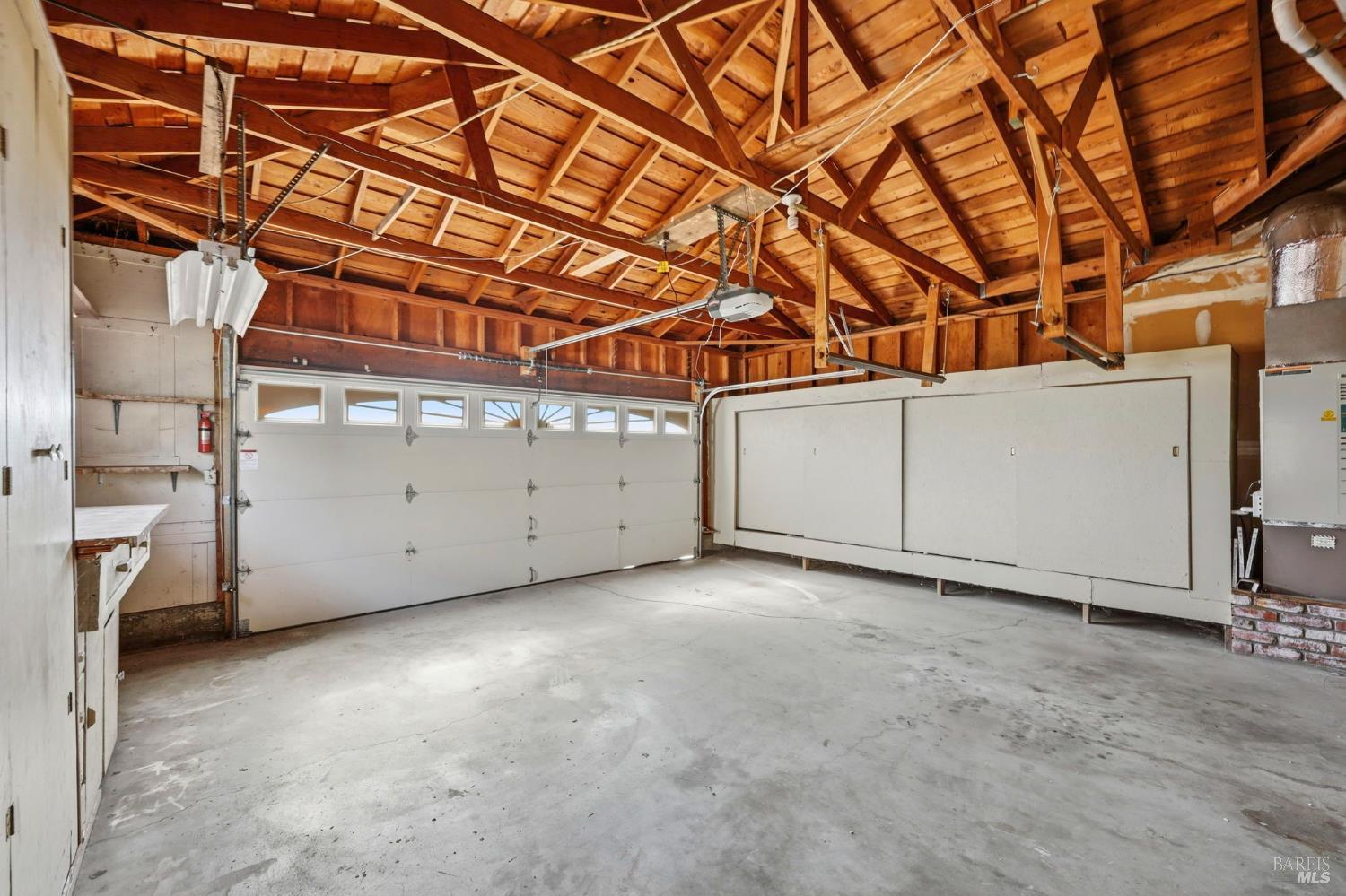 Property photo 44