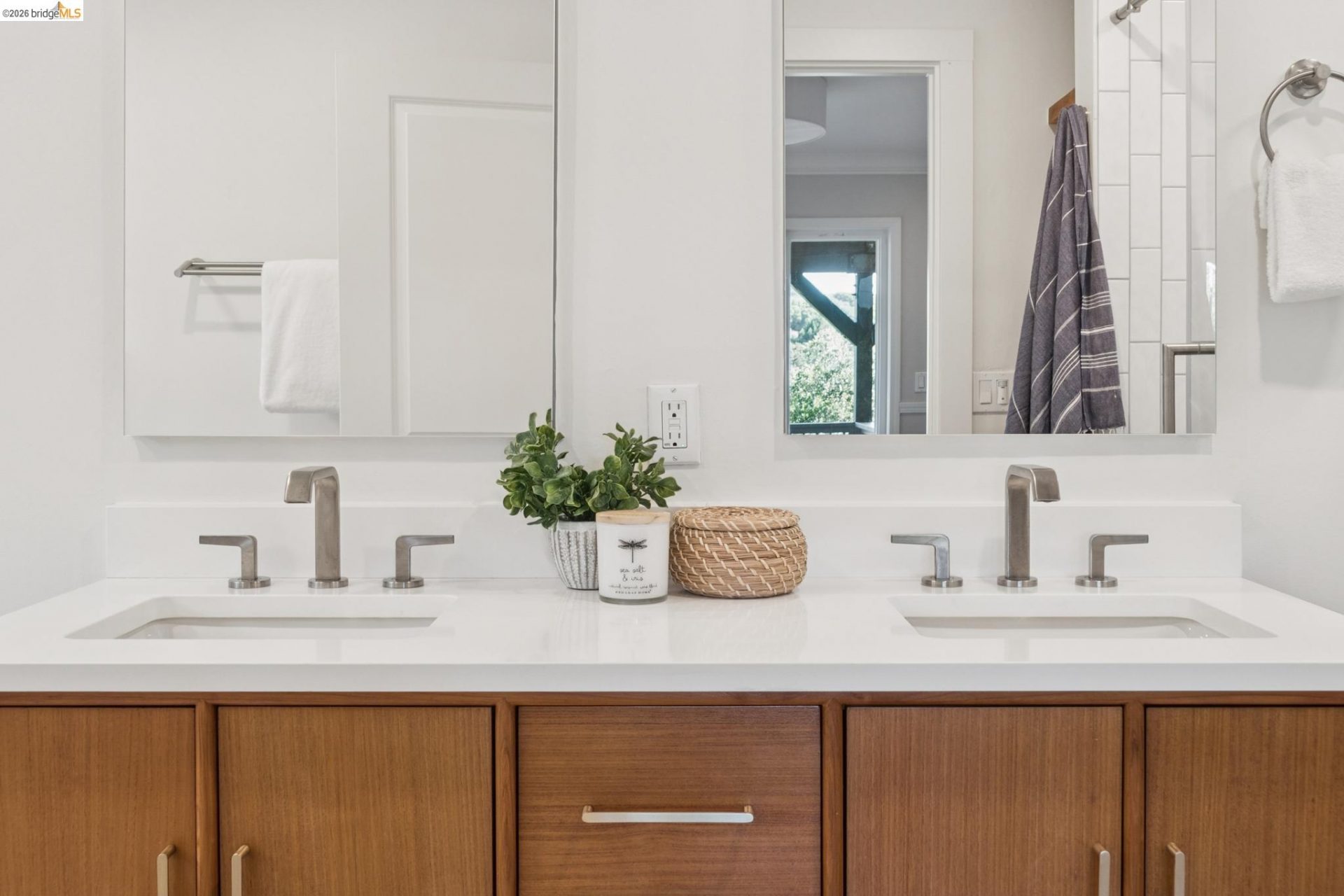 Property photo 50