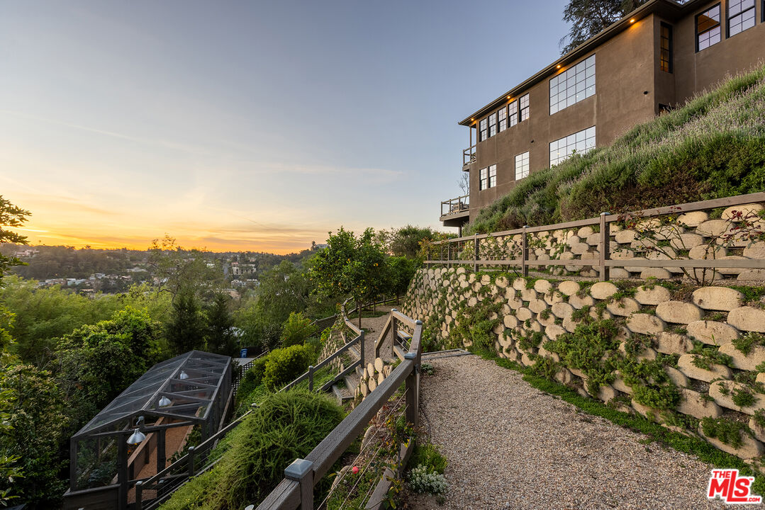 Property photo 41