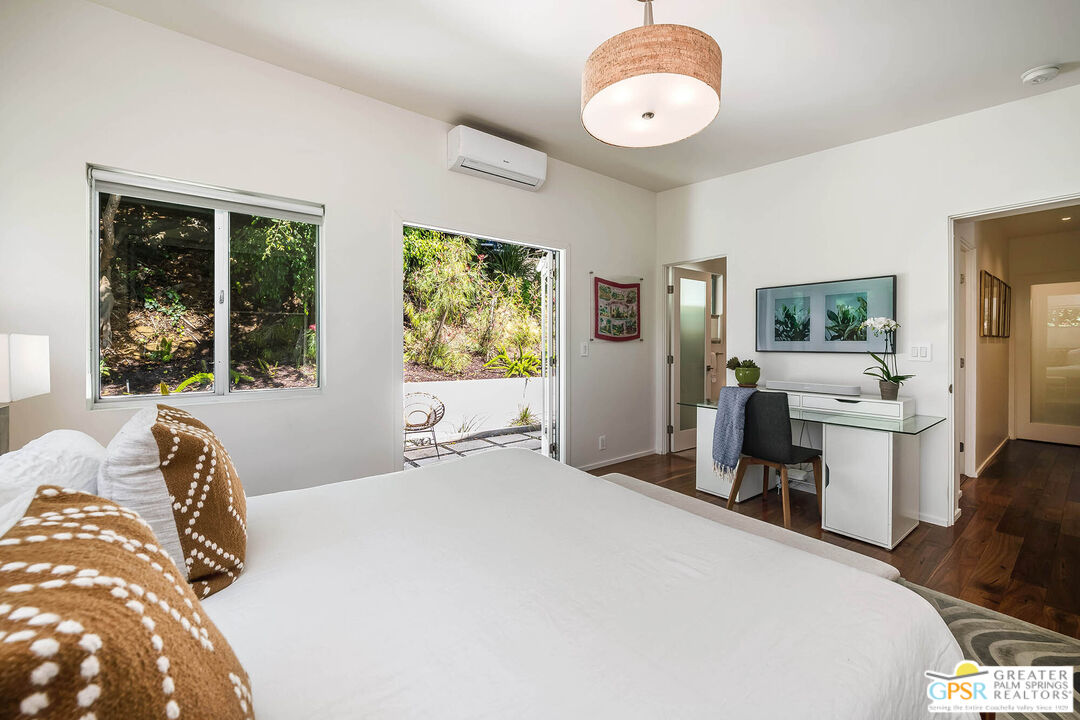 Property photo 32
