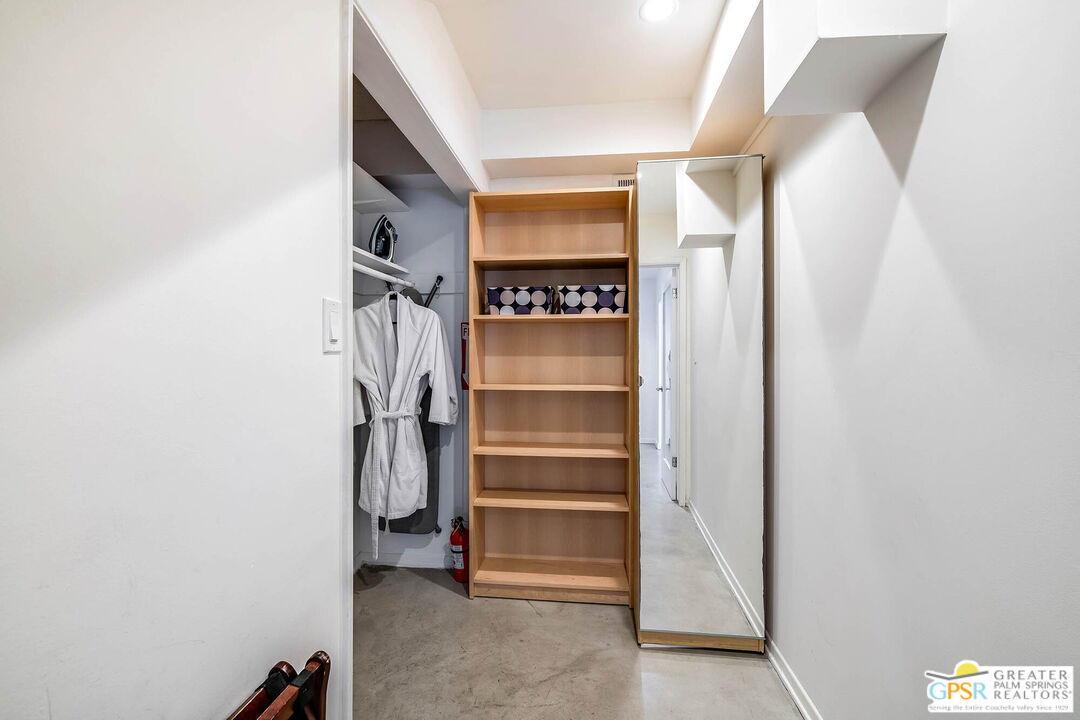 Property photo 44