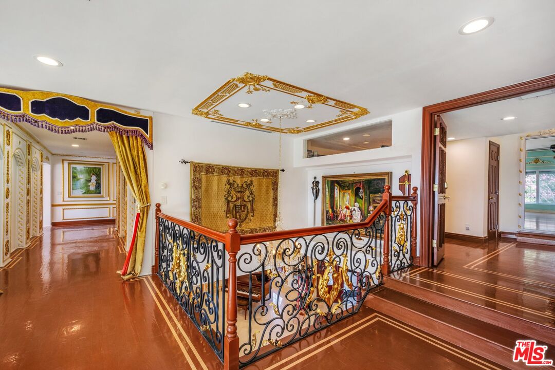 Property photo 34