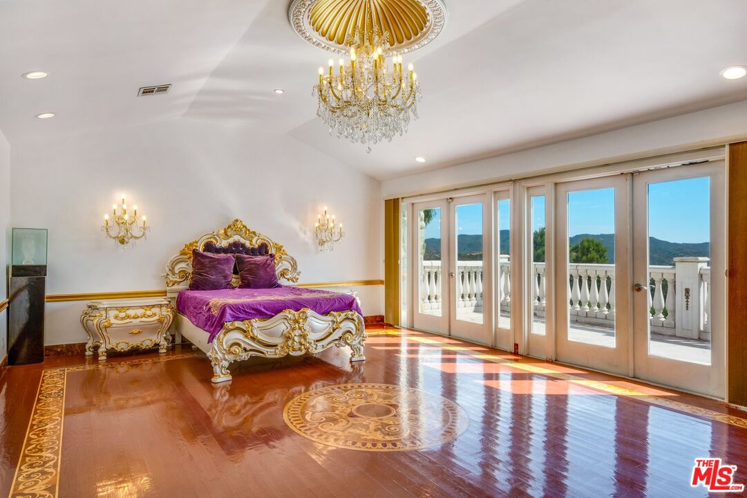 Property photo 38