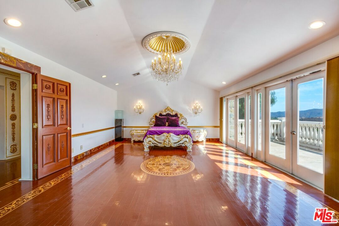 Property photo 40