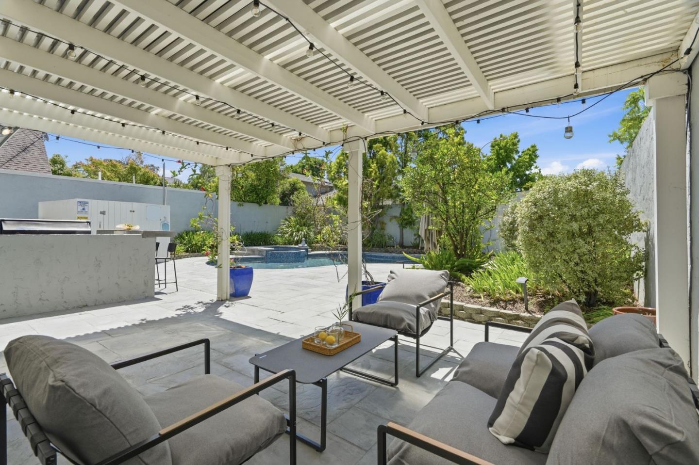 Property photo 35