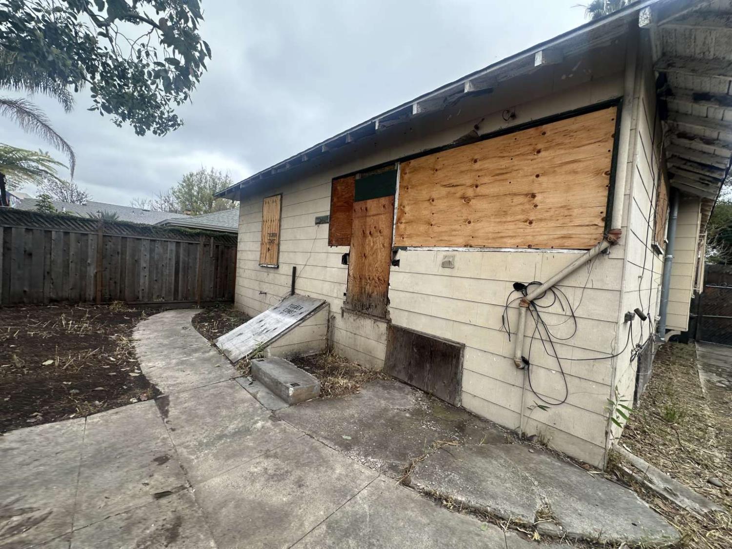 Property photo 44