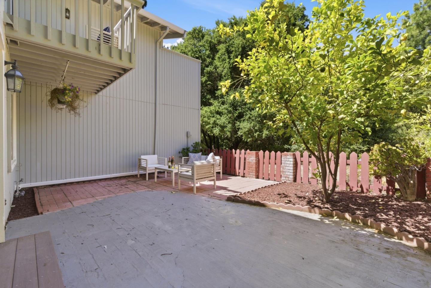 Property photo 32