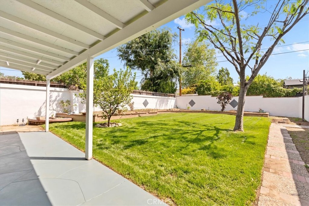 Property photo 33