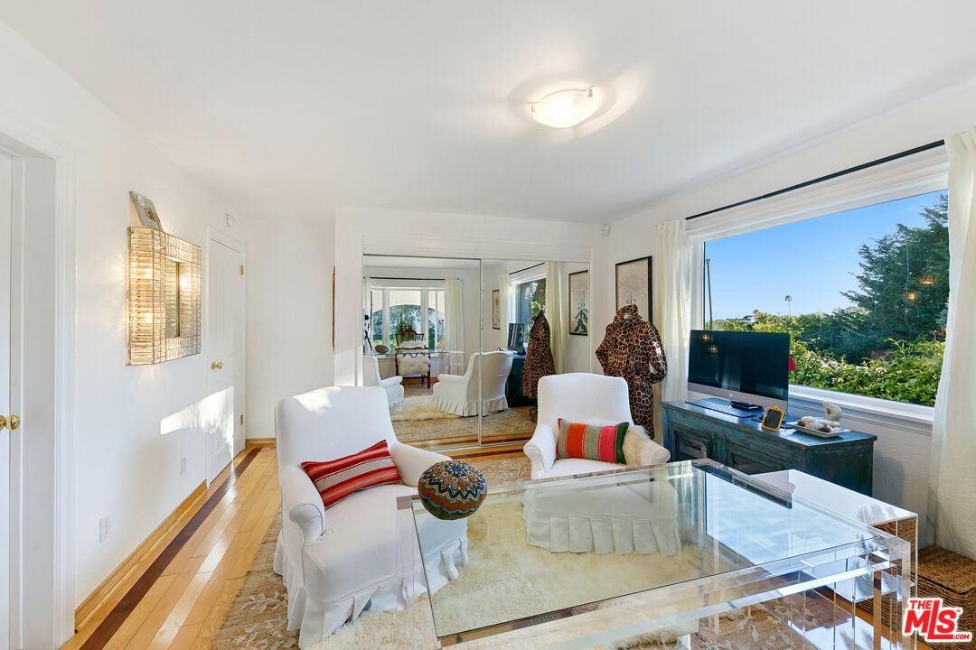 Property photo 46