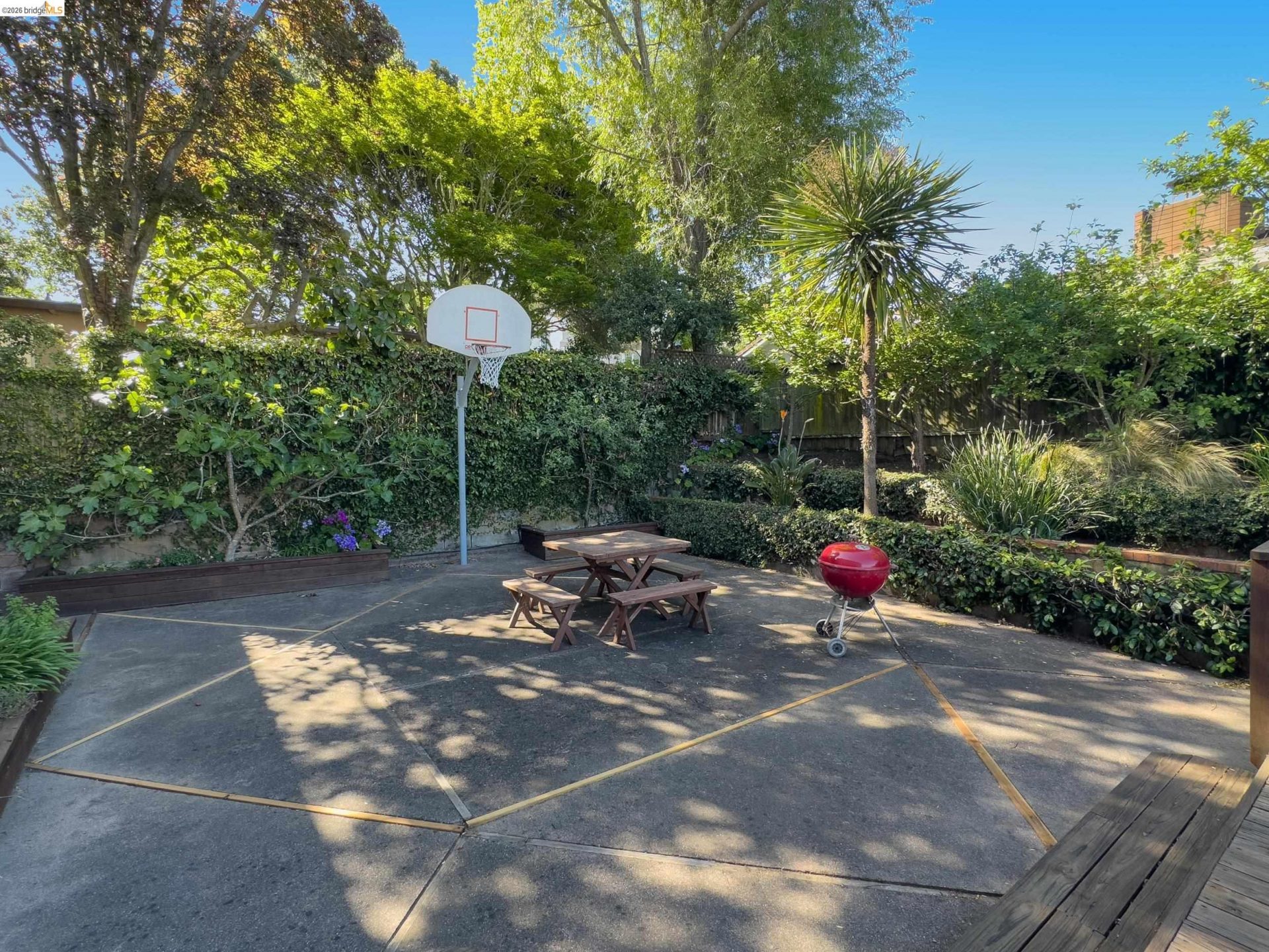 Property photo 47