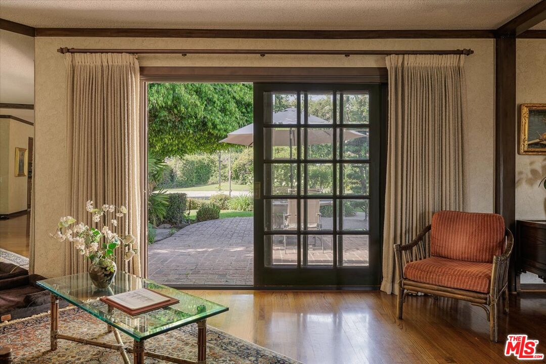 Property photo 31