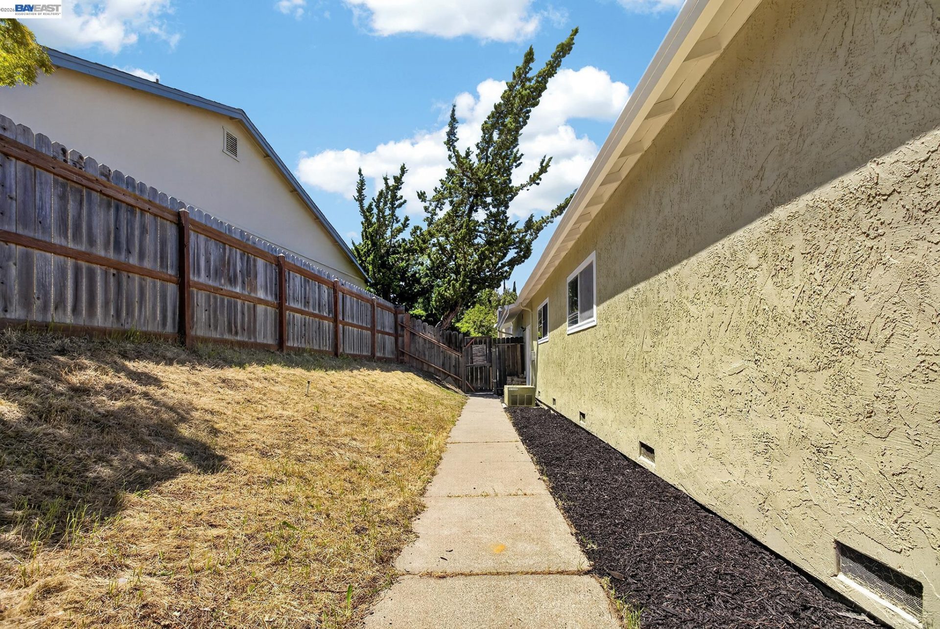 Property photo 44