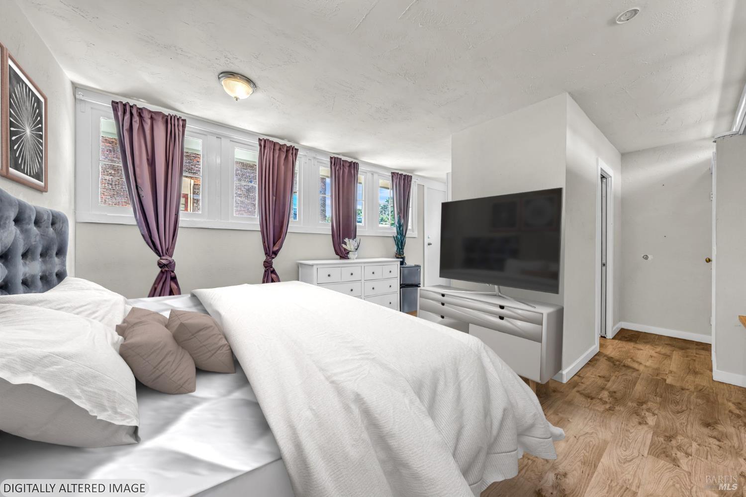Property photo 31