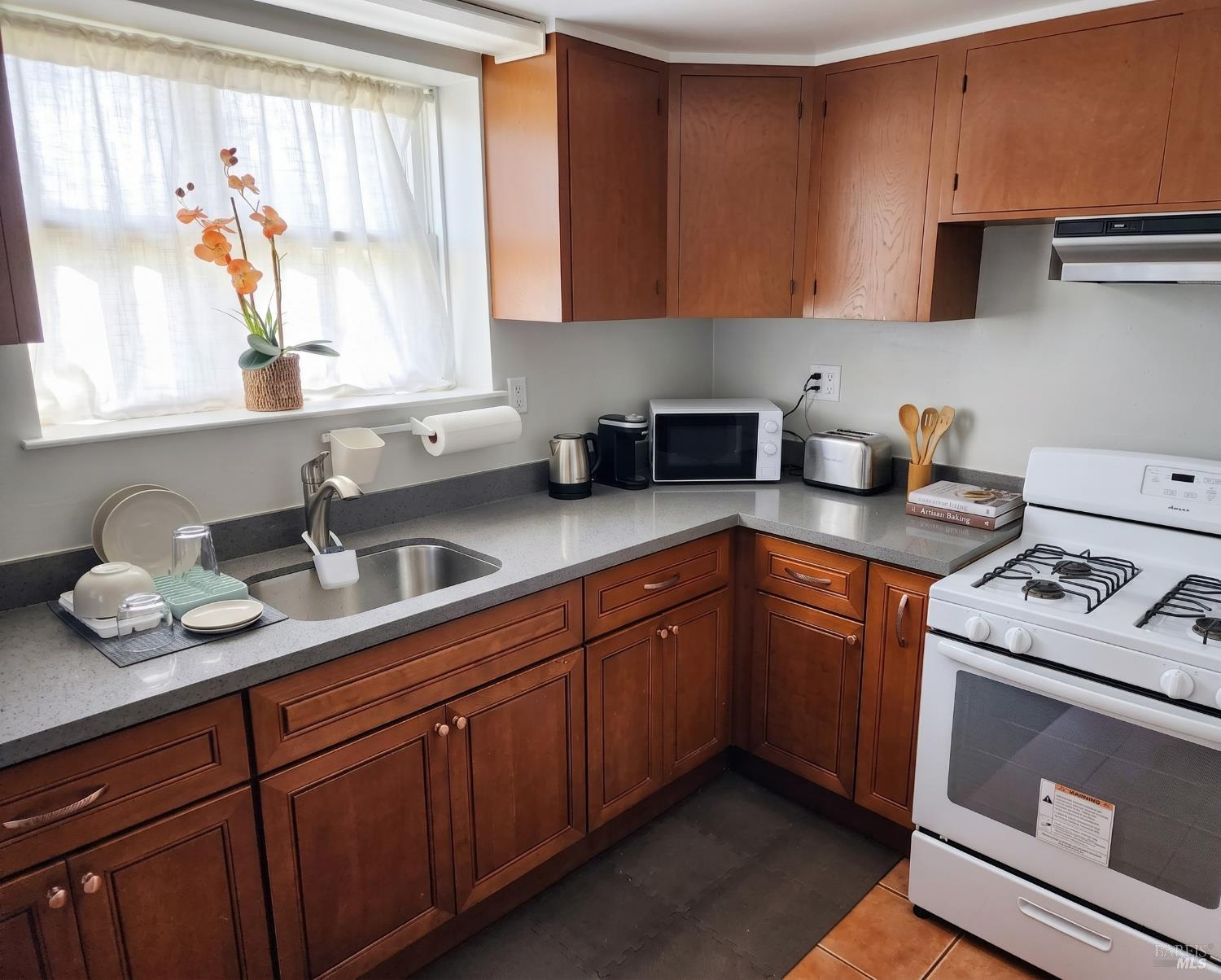 Property photo 40