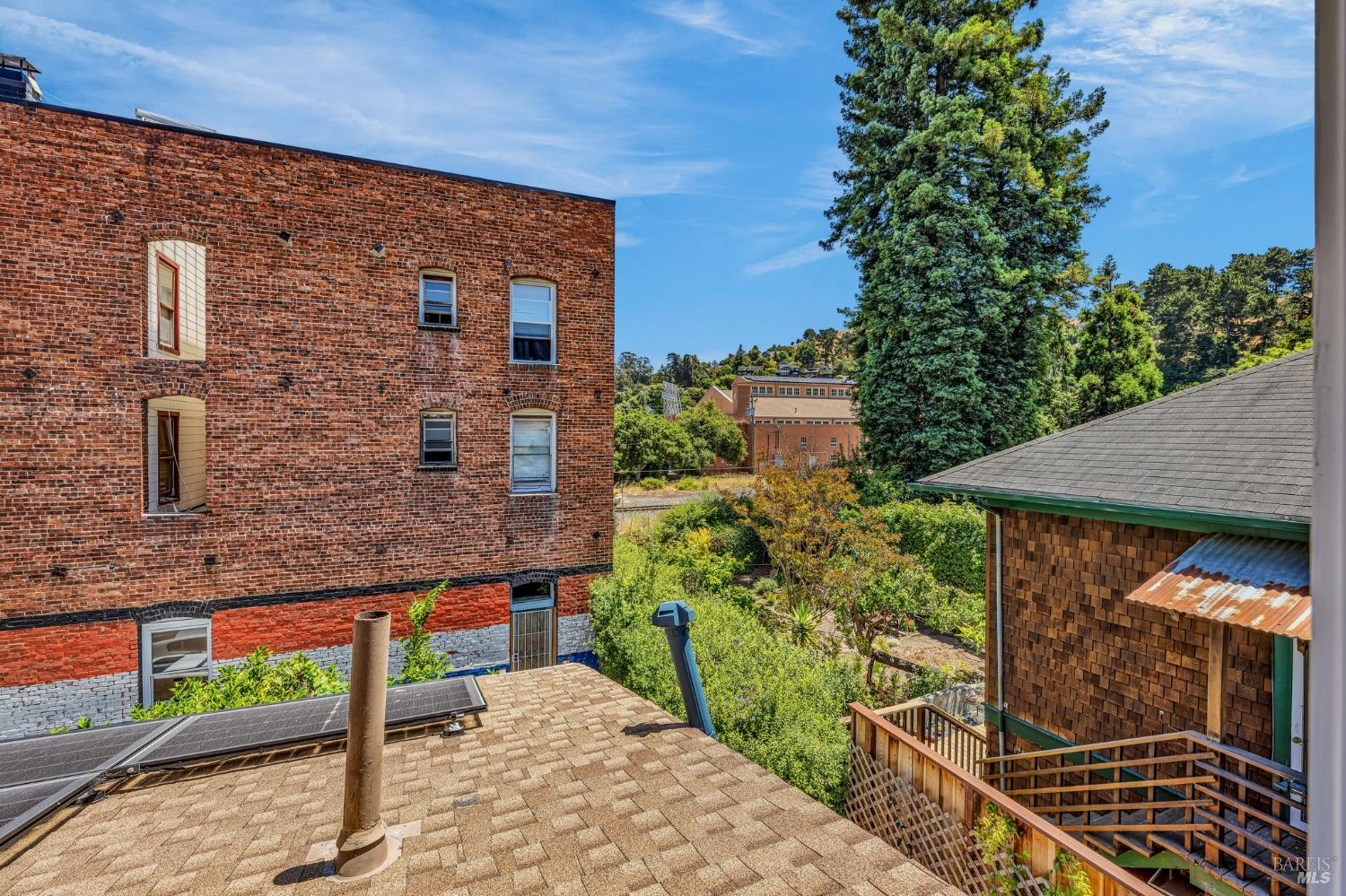 Property photo 32