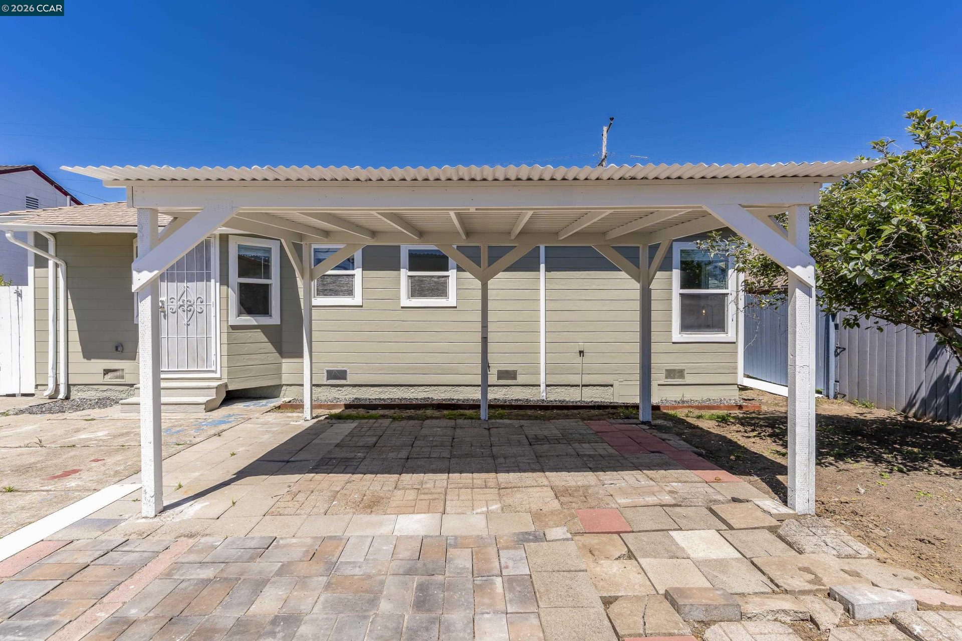 Property photo 44