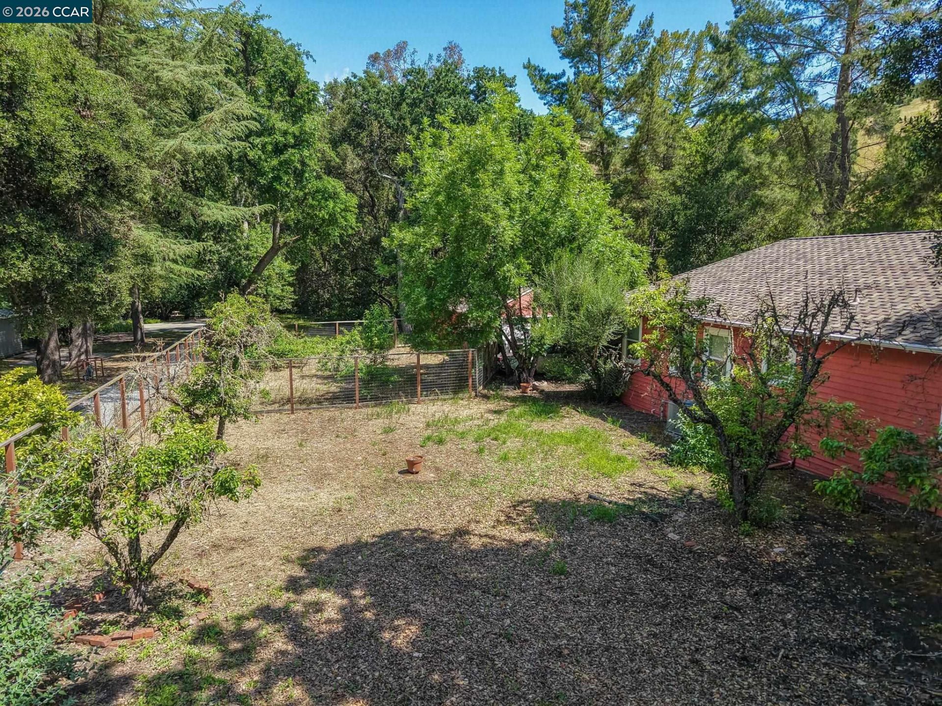Property photo 38