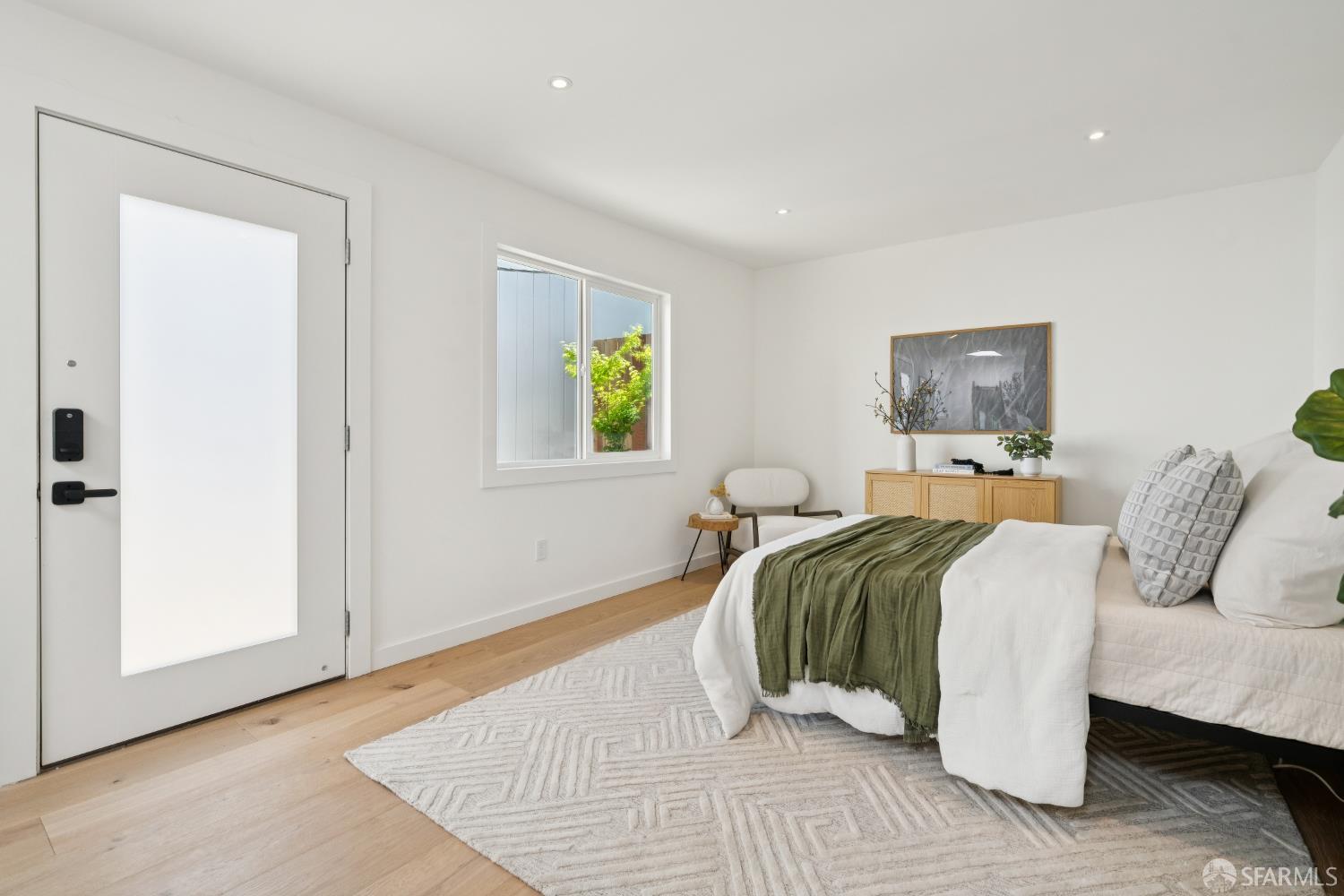 Property photo 37