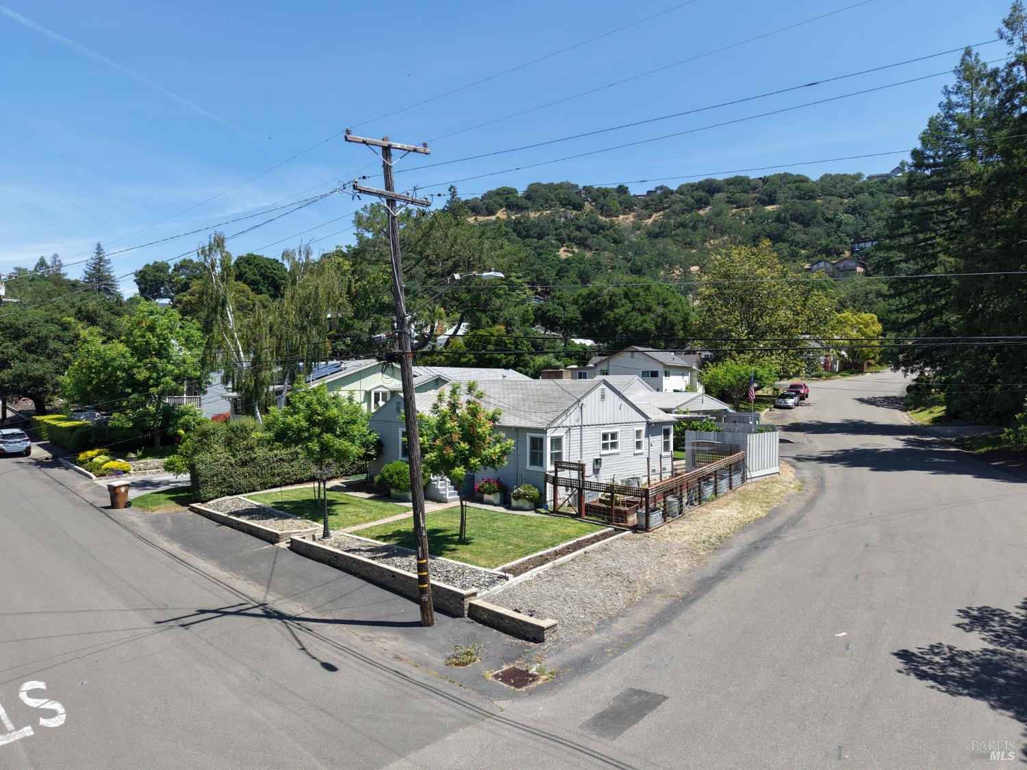 Property photo 31