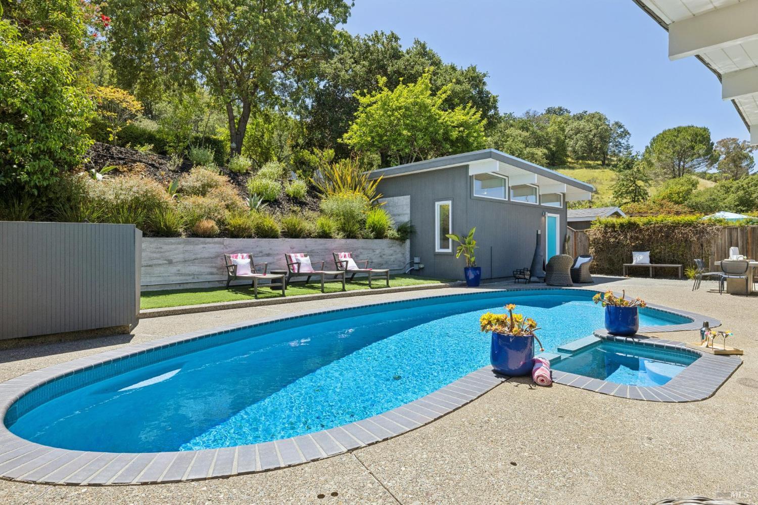 Property photo 25
