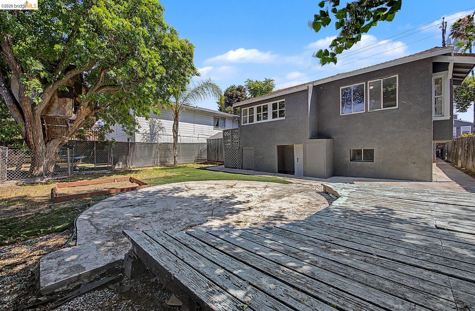 Property photo 44