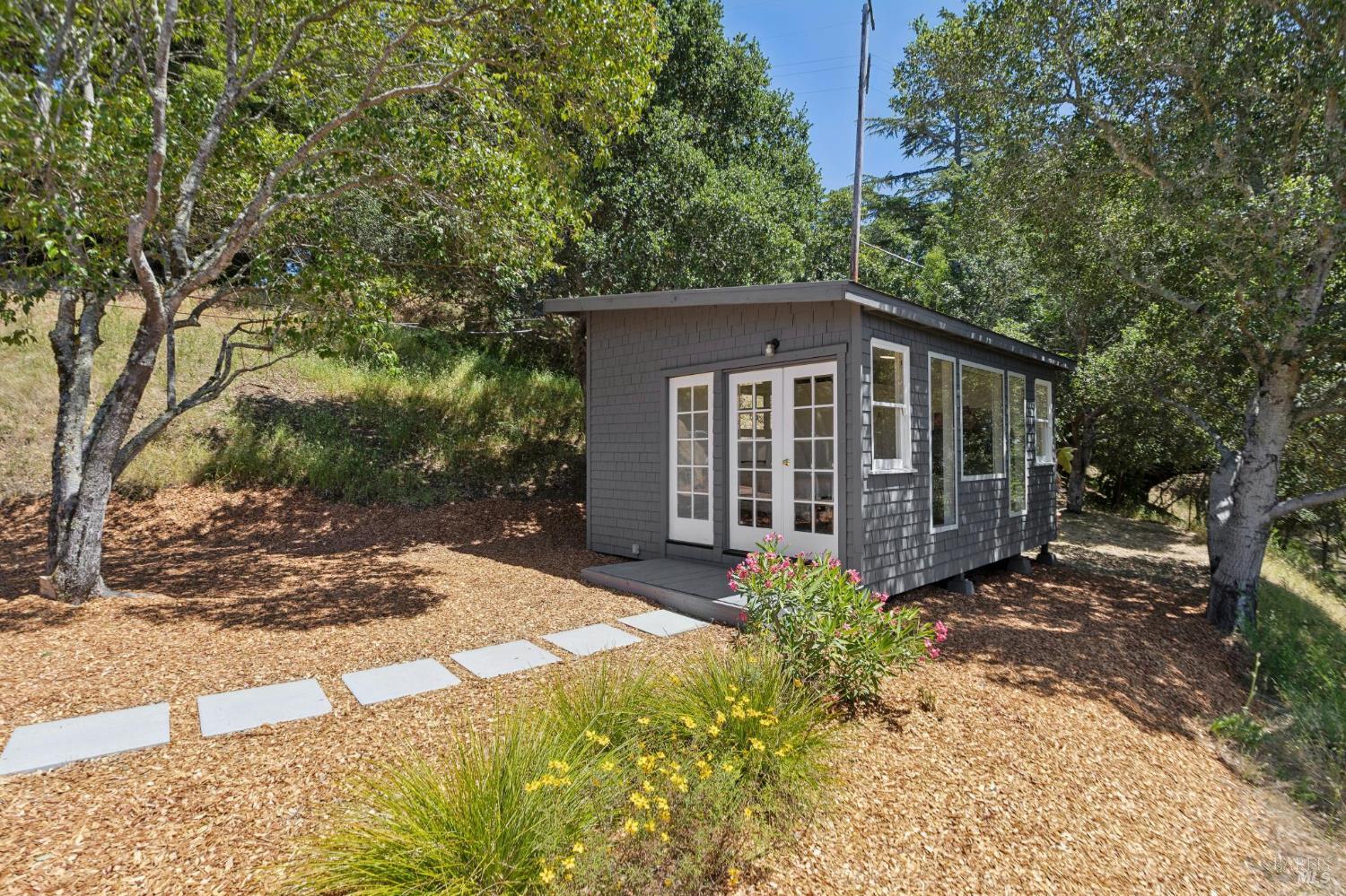 Property photo 35