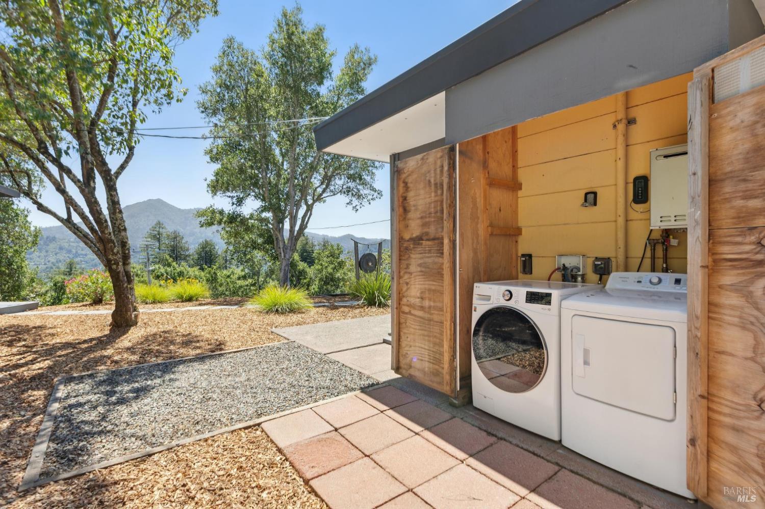Property photo 38