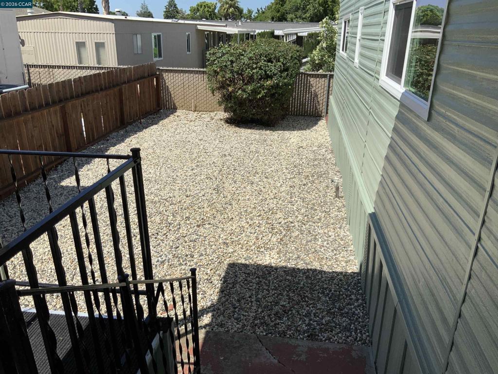 Property photo 46