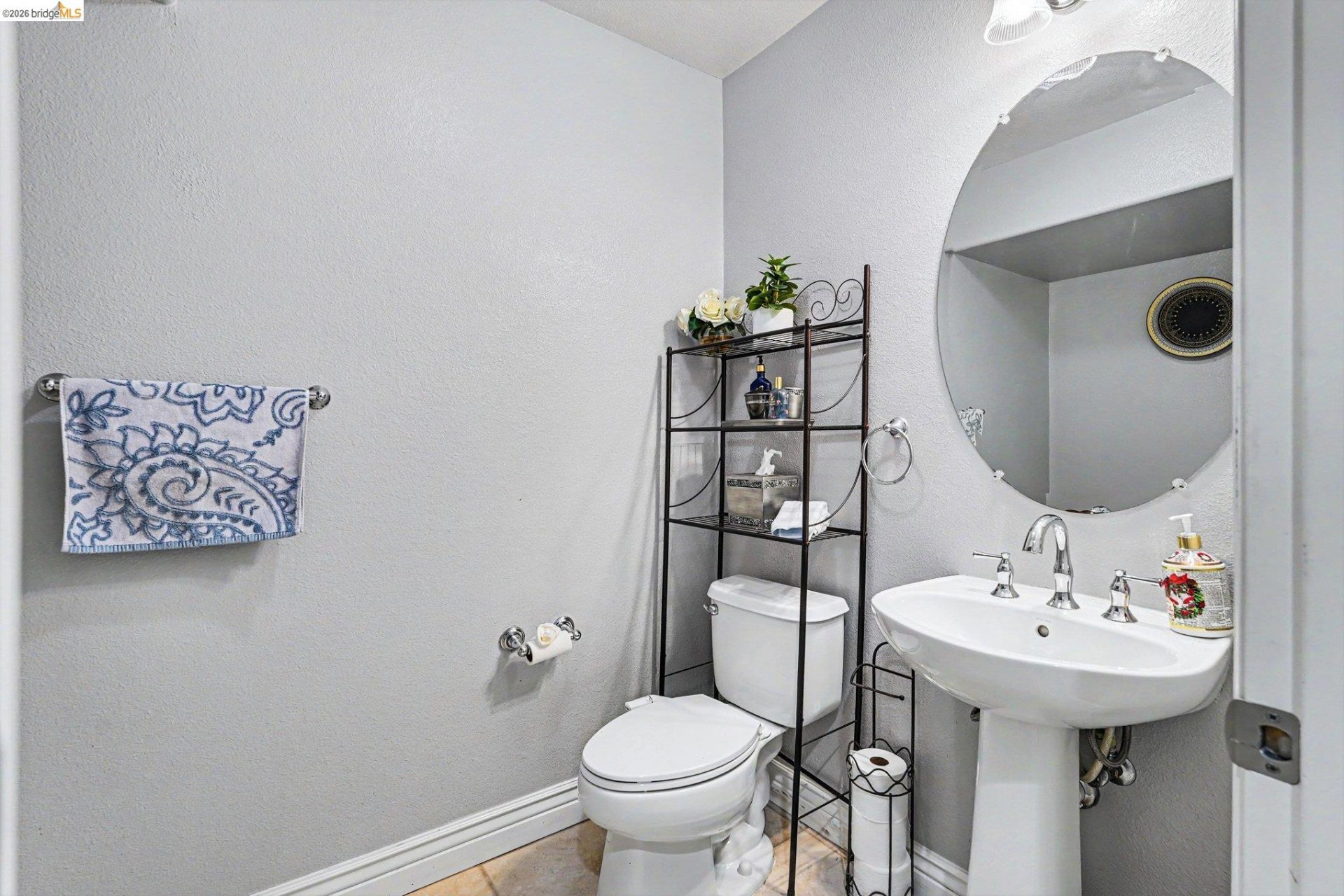 Property photo 25