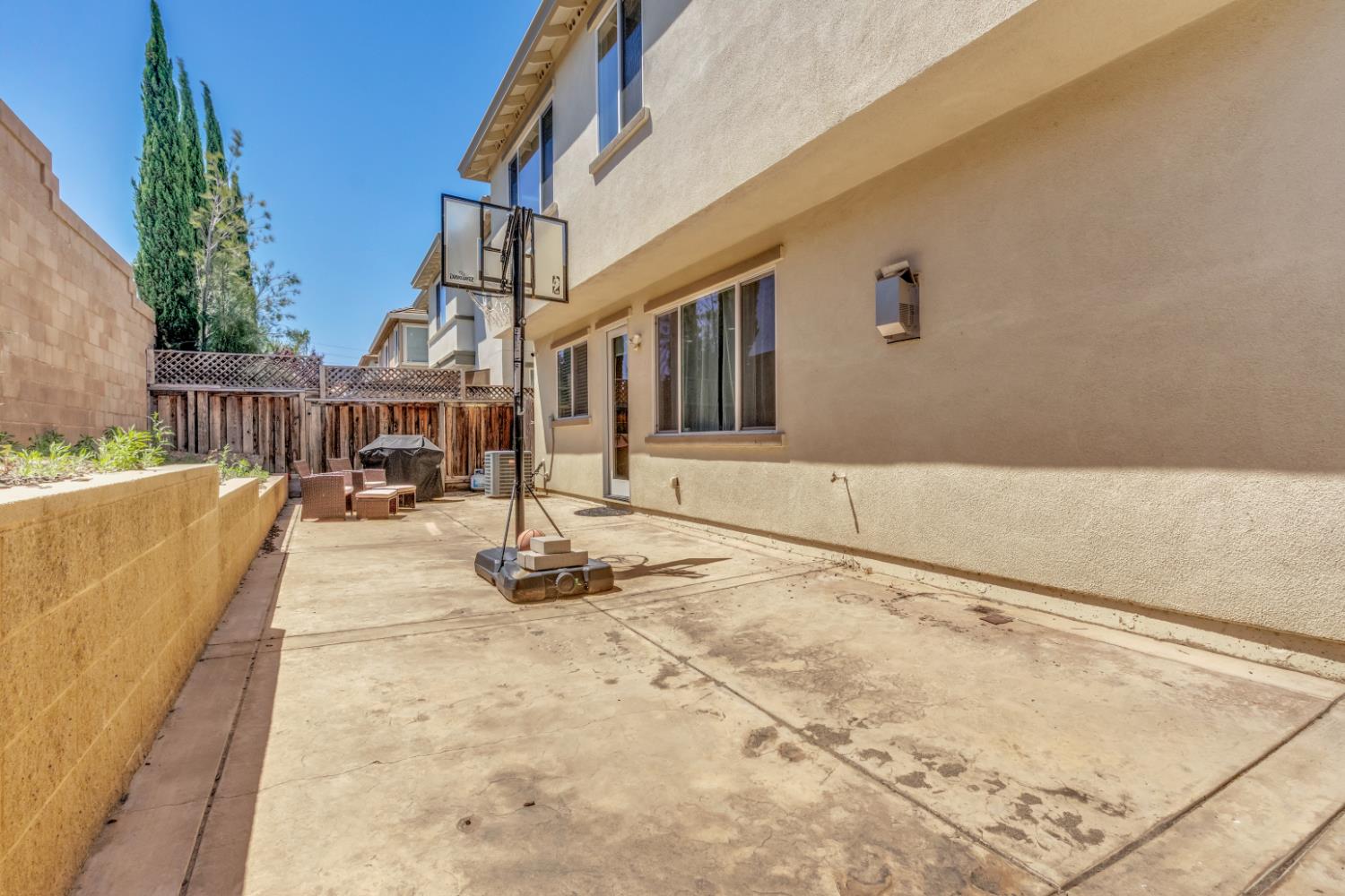 Property photo 43
