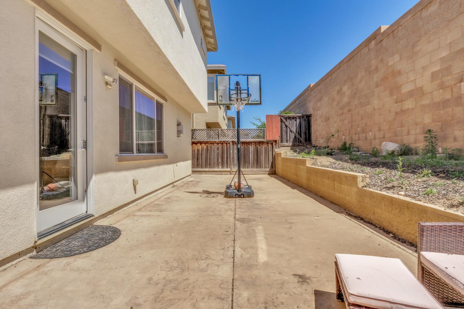 Property photo 46