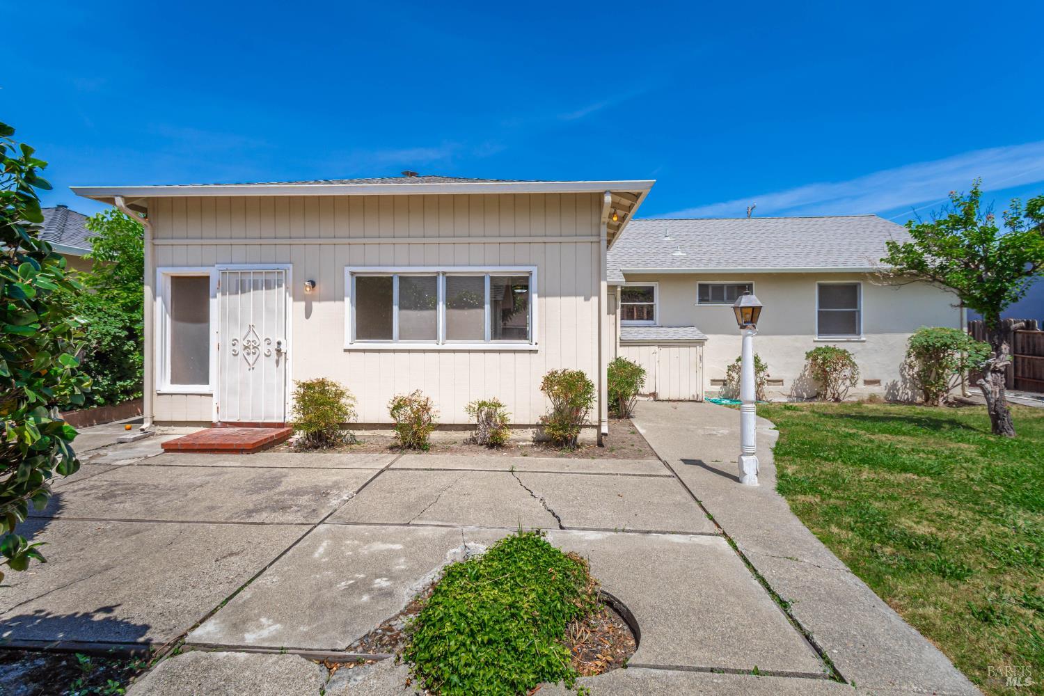 Property photo 25