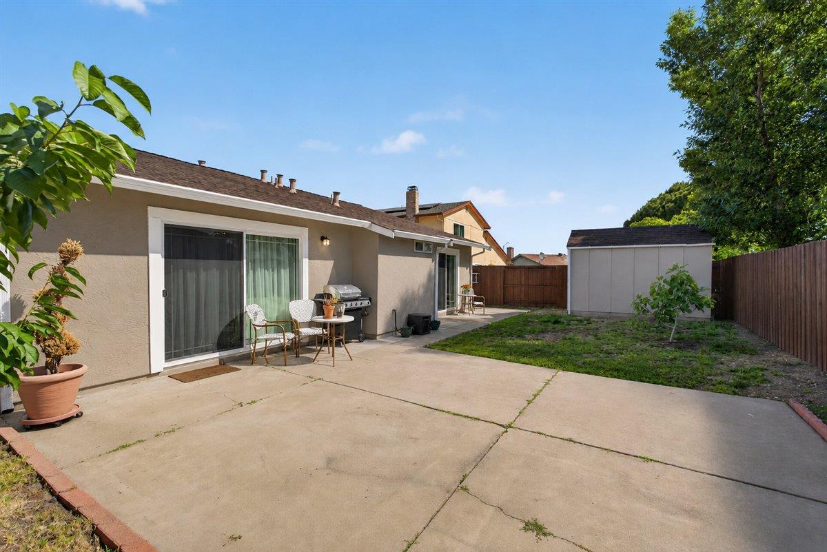 Property photo 38