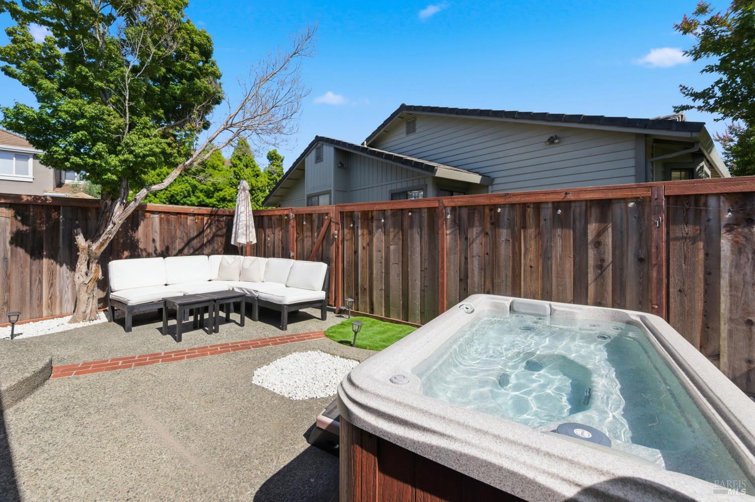Property photo 31