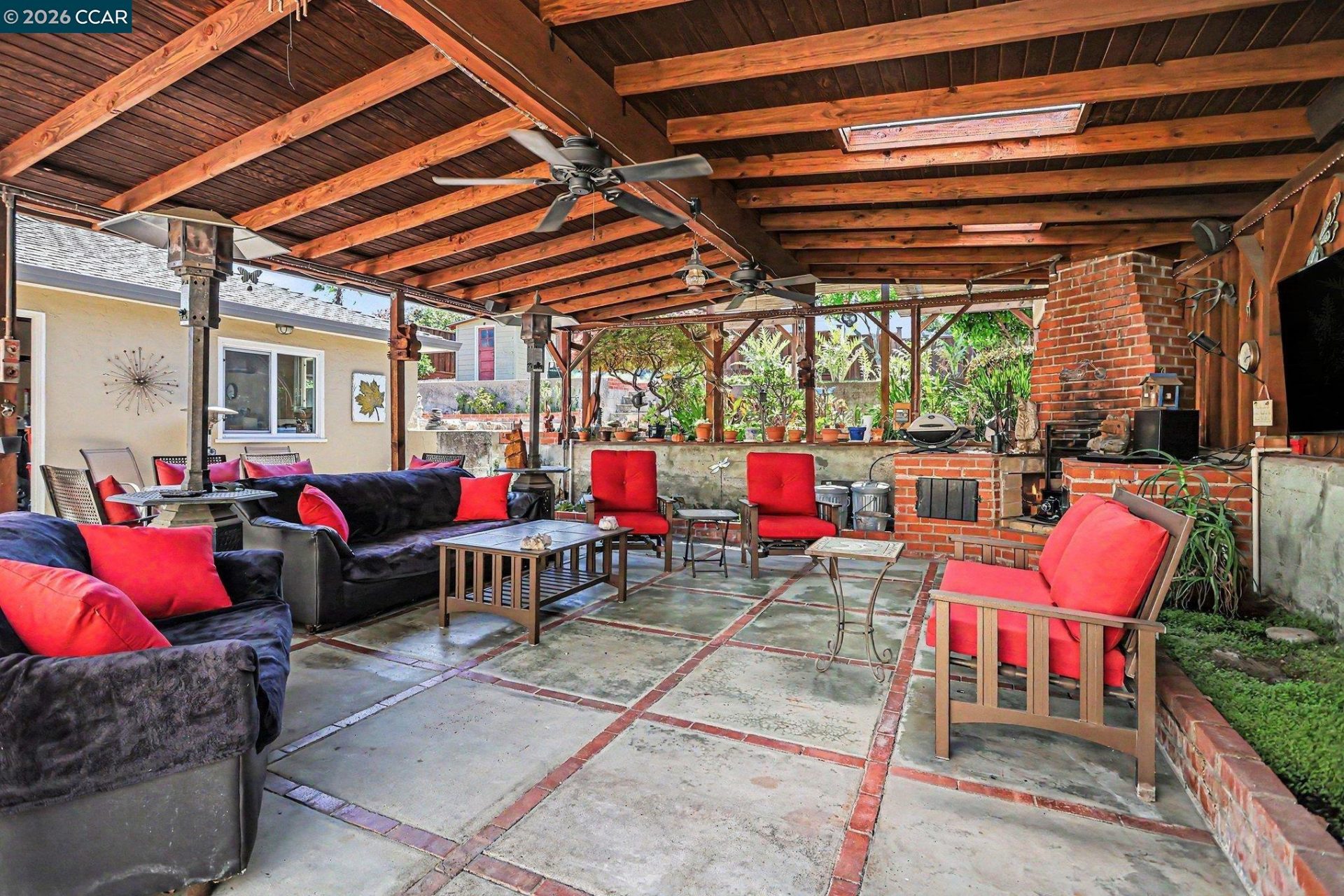 Property photo 28