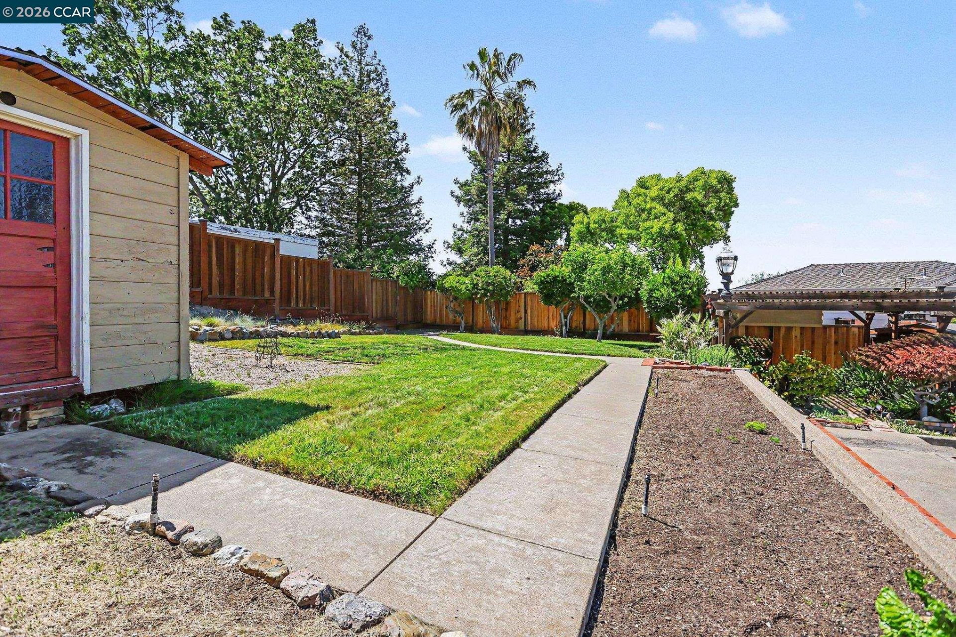 Property photo 32