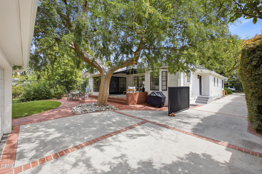Property photo 30